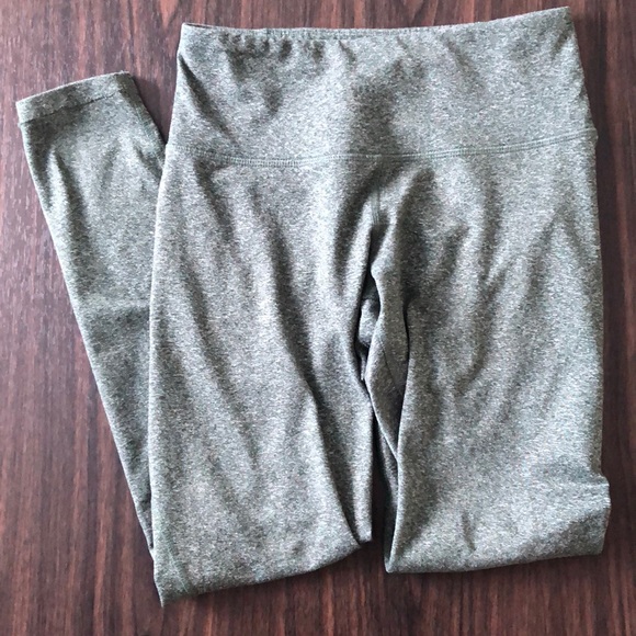 Old Navy elevate compression leggings yoga pants - Picture 5 of 8